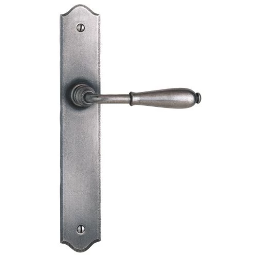 Ensemble sur plaque de style NEVERS 3 Ensemble sur plaque de style NEVERS